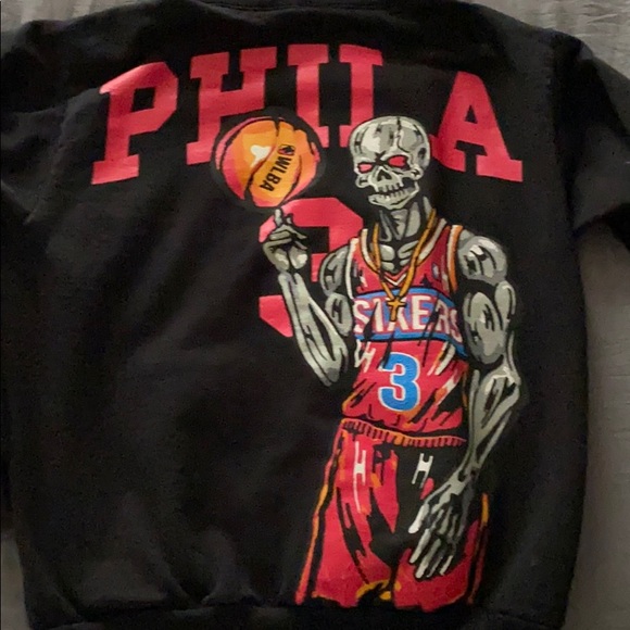 Warren Lotas 76ers Hoodie - Picture 2 of 4